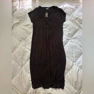 Elegant Black V-Neck Dress